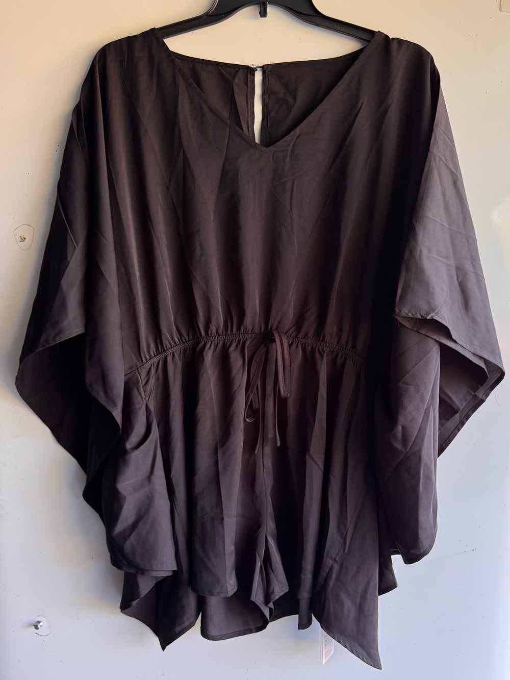 Cupshe Black V-Neck Drawstring Waist Romper